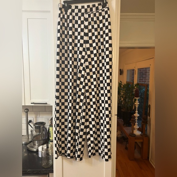 new Dressed in Lala Gigi Sleeveless Ribbed Playsuit in Black + White Check - Picture 7 of 9